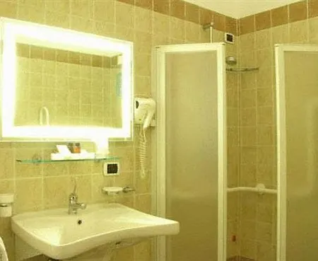 Hotel Alle Tamerici 4*